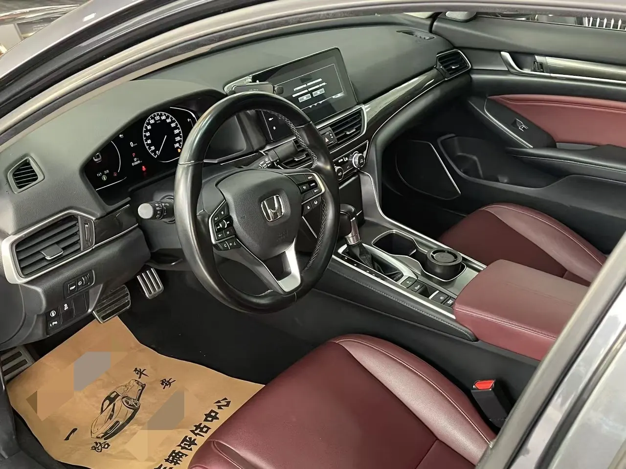 Honda 2022 10th Generation Accord 1.5T Stepless 260TURBO Magic Night Premium Edition Automatic Gear 4
