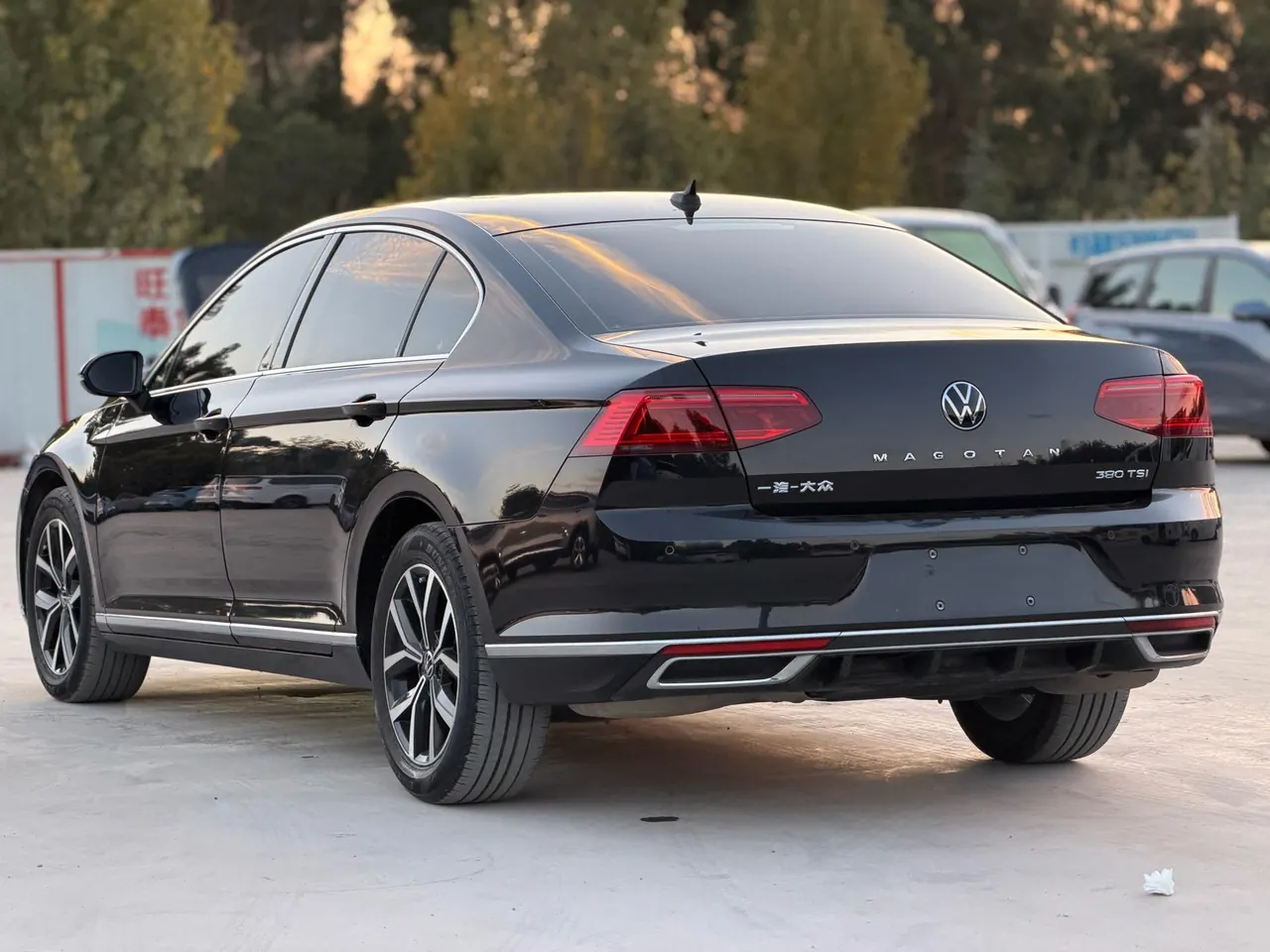 Volkswagen 2020 Magotan 2.0TSI 330TSI luxury automatic transmission 5