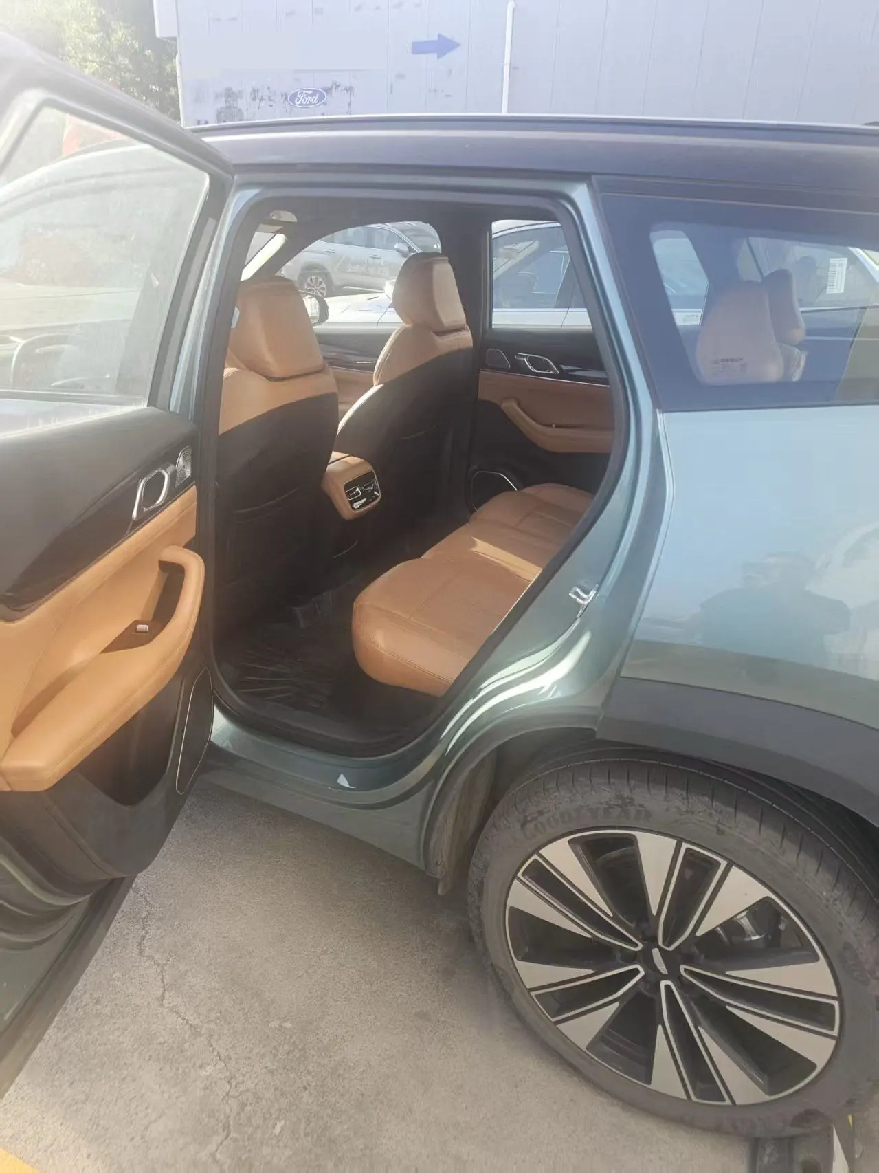 Geely 2025 Boyue L 1.5TD Splendid Automatic Gear 3