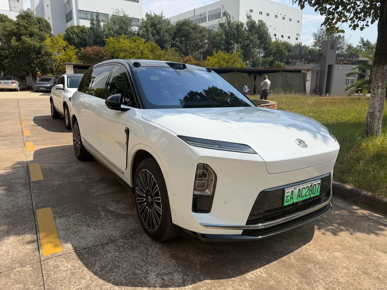 NIO 2026 ES8 5-seat Executive Deluxe Automatic Gear 2
