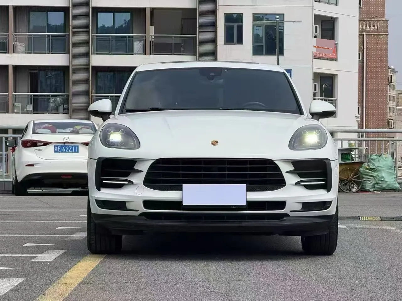Porsche Macan (Imported) 2020 Macan 2.0T Automatic Gear 2
