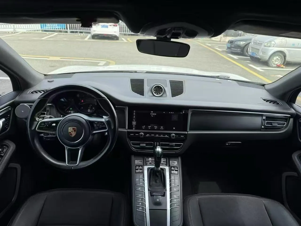 Porsche Macan (Imported) 2020 Macan 2.0T Automatic Gear 6
