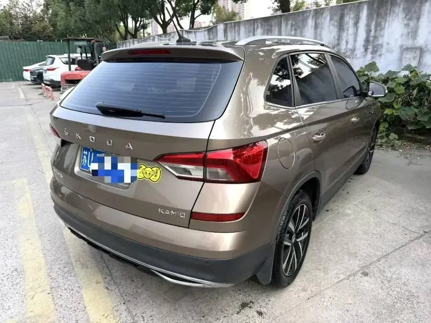 Skoda 2022 Komick 1.5 Comfortable Edition Automatic Gear 4