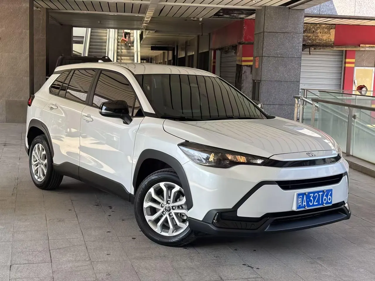 Toyota 2025 Front Landa 2.0 Stepless Elite plus Edition Automatic Gear 3