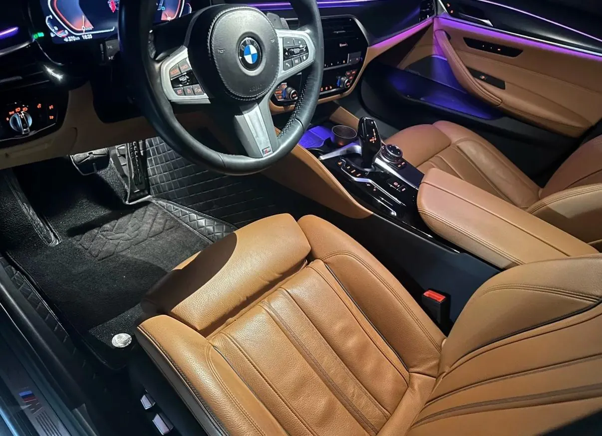 BMW 5 Series (Imported) 2022 530i 2.0T M Sports Suit Automatic Gear 2