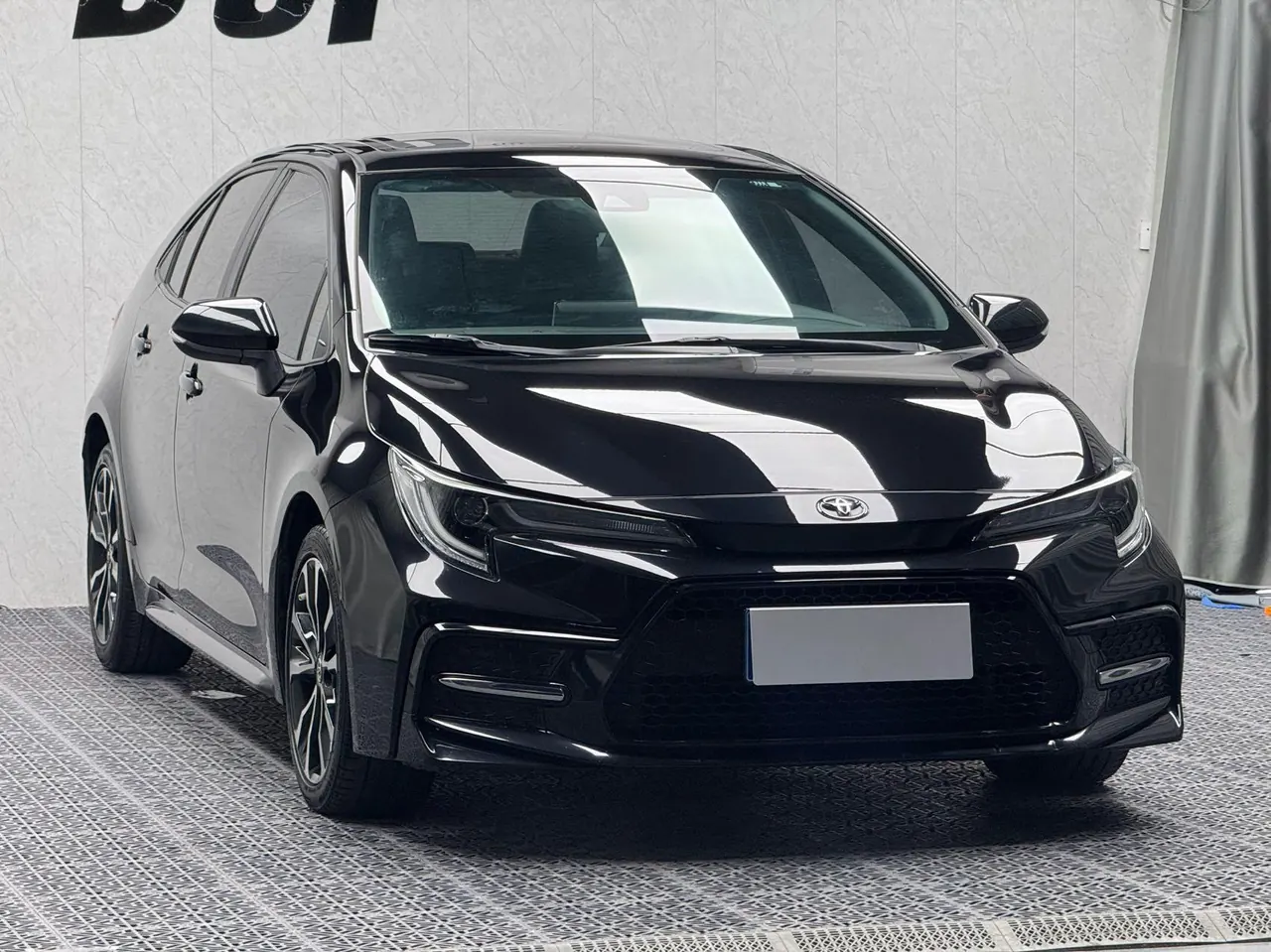 Toyota 2022 Lei Ling 1.2T Stepless 185T Sports Edition Automatic Gear 3
