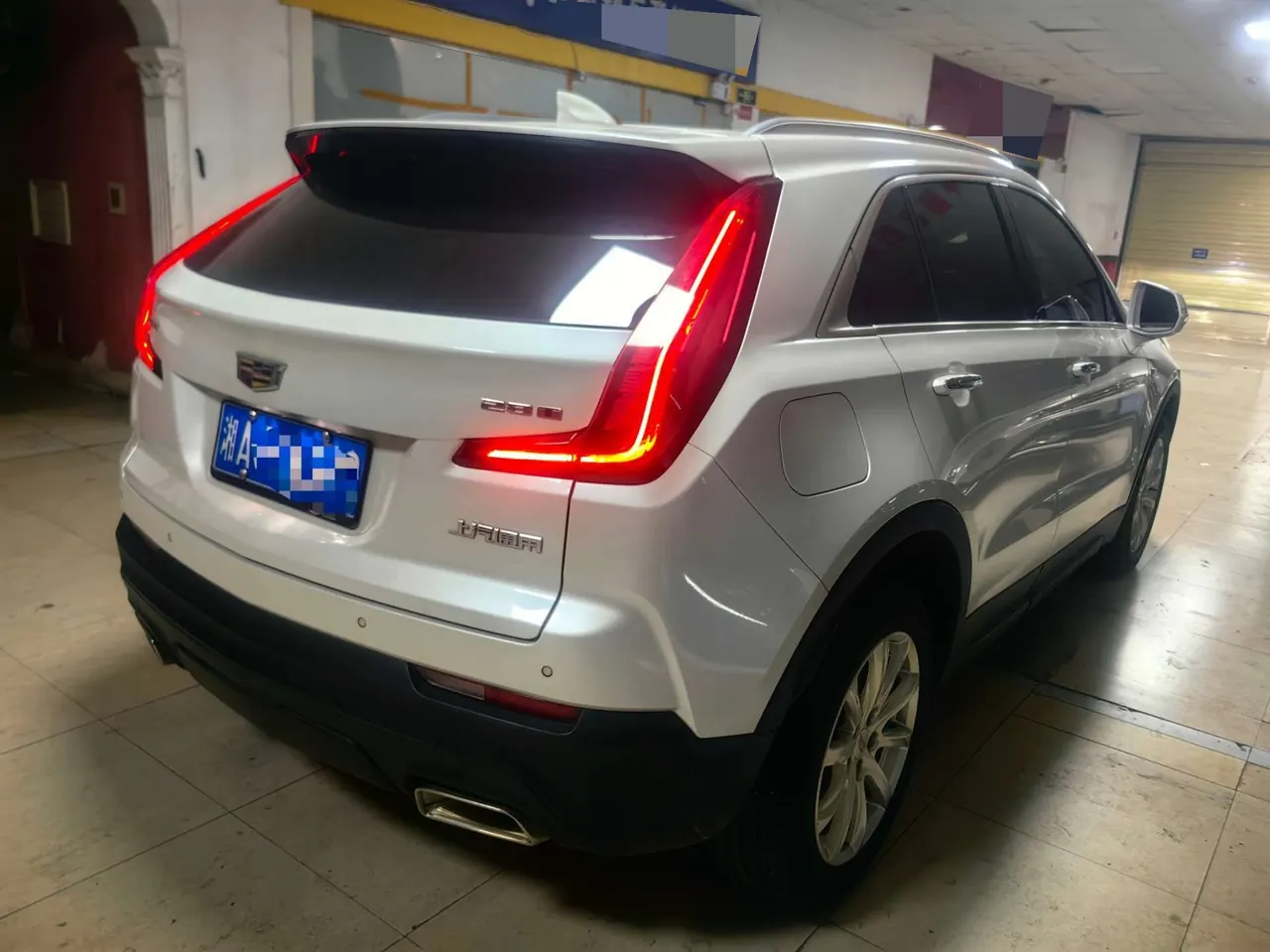 Cadillac 2020 XT4 2.0T 28T Two-Drive Technical (Modified) Automatic Gear 4