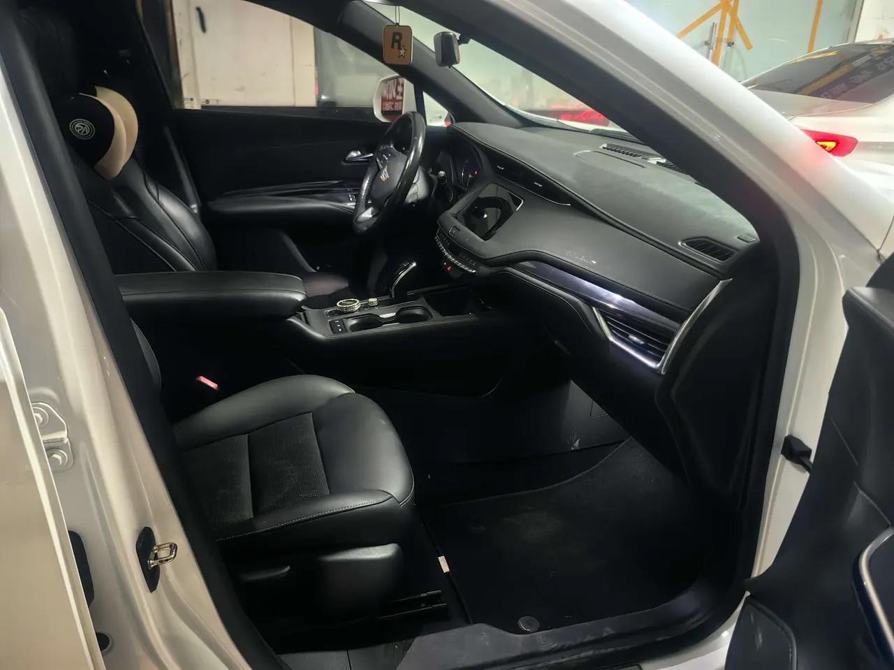 Cadillac 2020 XT4 2.0T 28T Two-Drive Technical (Modified) Automatic Gear 5