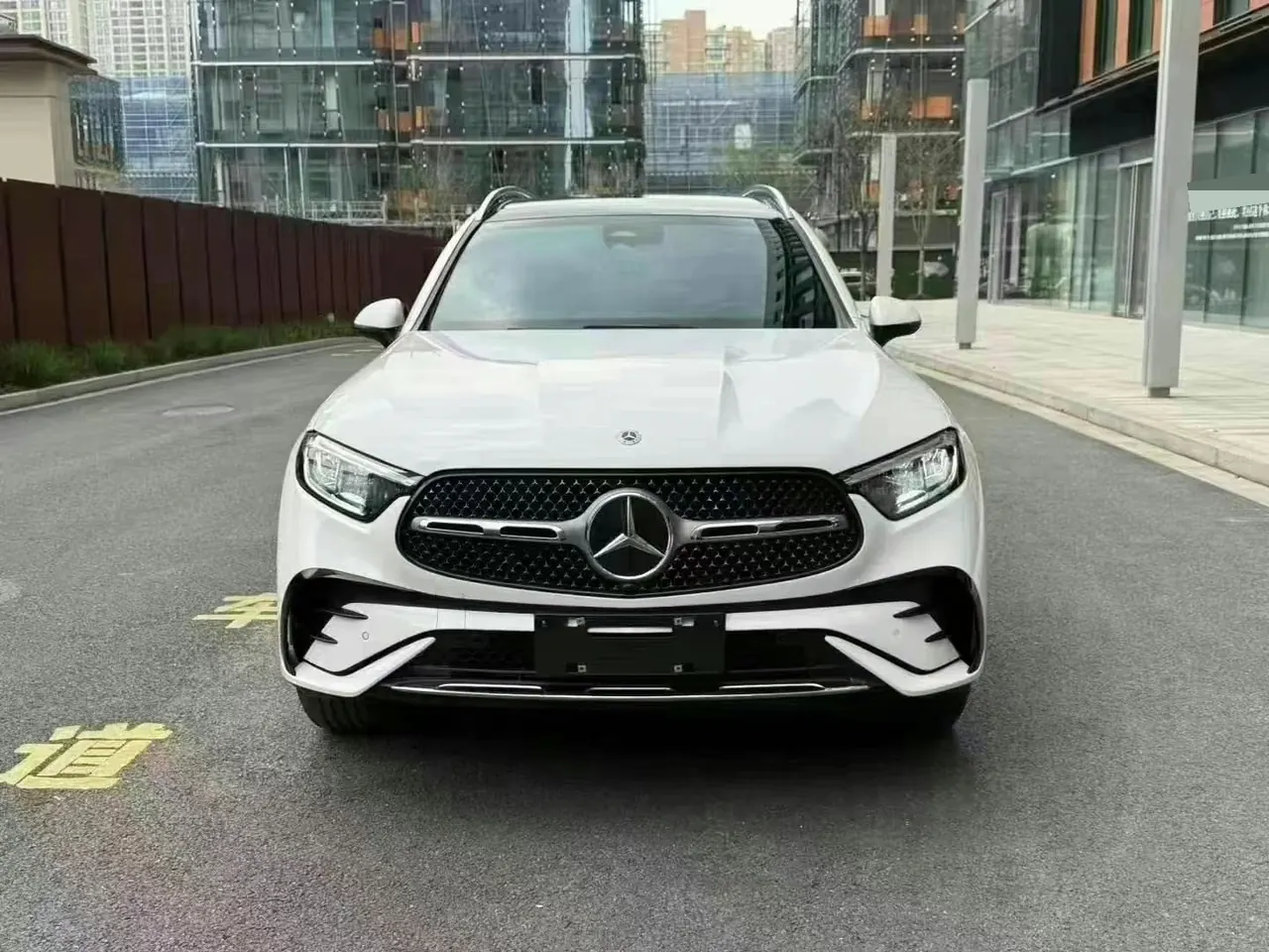 Mercedes Benz 2024 GLC 260 L 4MATIC 48V 2.0T Luxury 5-seat Automatic Gear 2