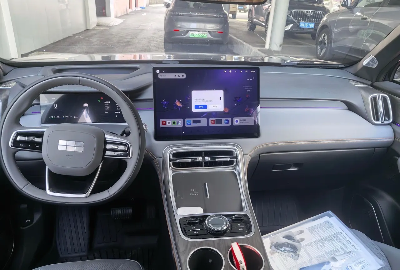Geely Galaxy 2026 M7 Yuanhang Home 1.5 225km Discovery Edition Automatic Gear 4