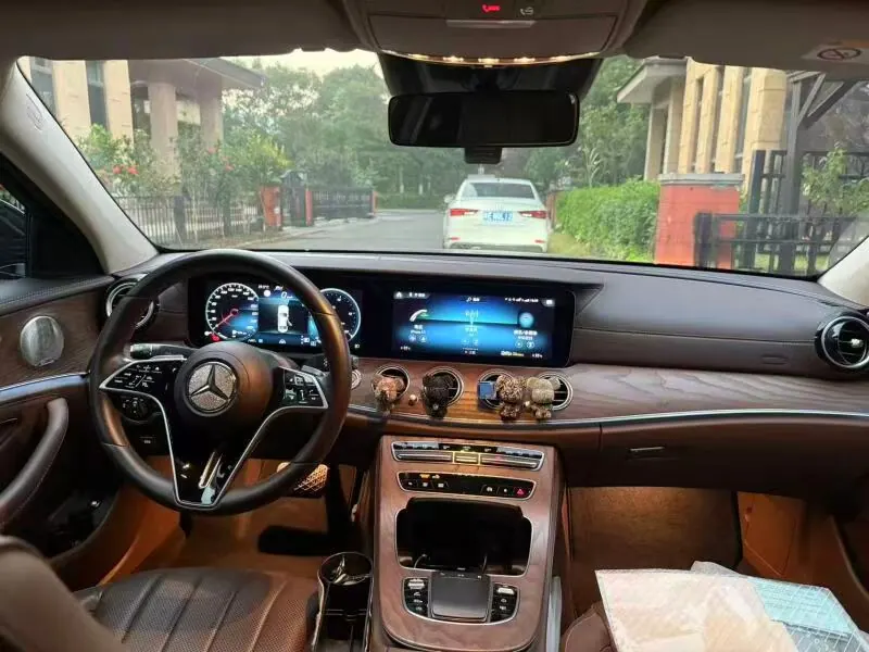 Mercedes Benz E Class 2022 E 300 L 2.0T Honorable Model (Modified II) Automatic Gear 3