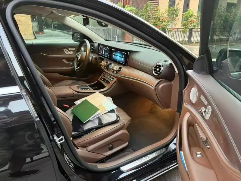 Mercedes Benz E Class 2022 E 300 L 2.0T Honorable Model (Modified II) Automatic Gear 4