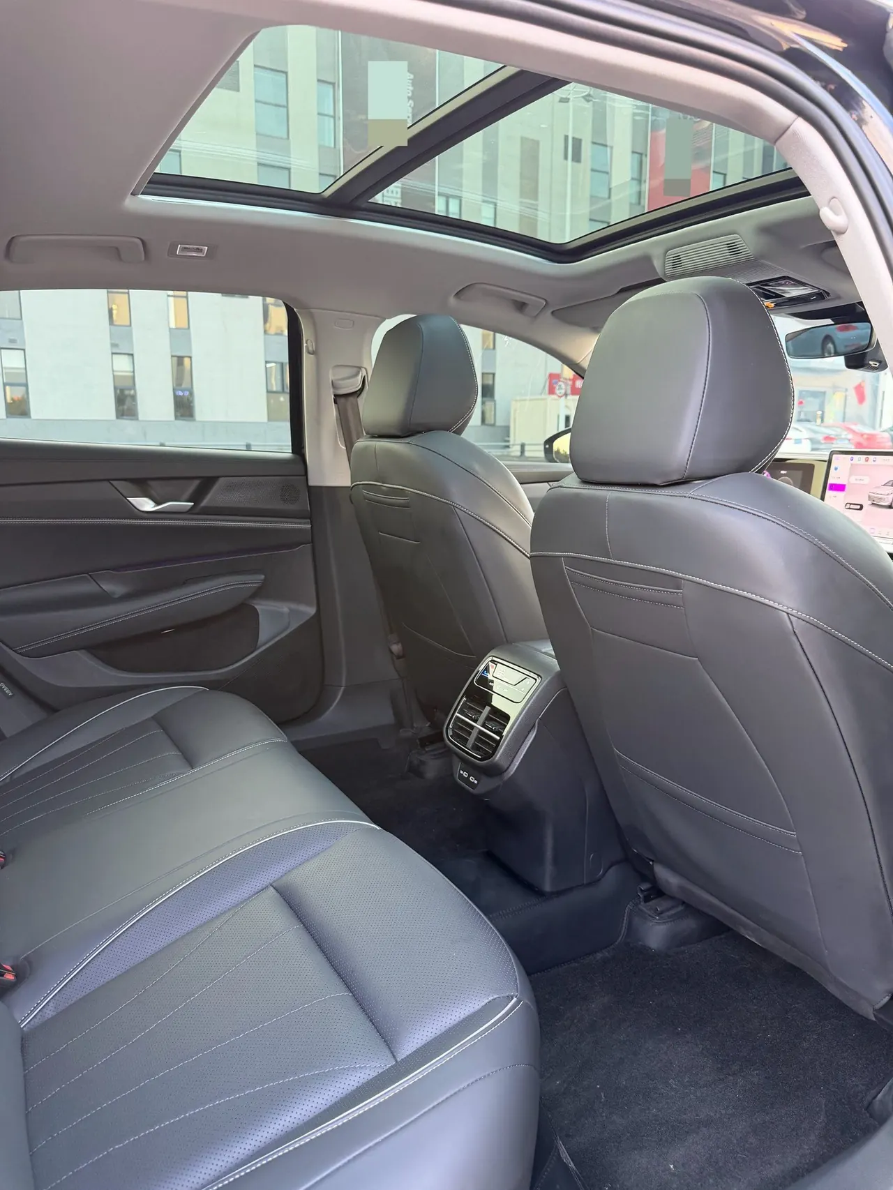 Volkswagen 2026 Passat Pro 2.0TSI 380TSI Long Yao Edition Automatic 11