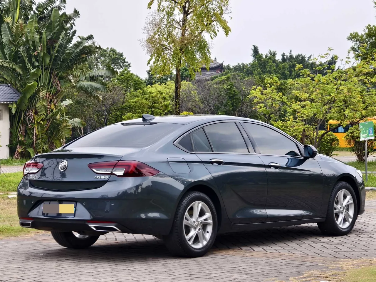Buick 2020 Regal 1.5T 552T Luxury Automatic Gear 9