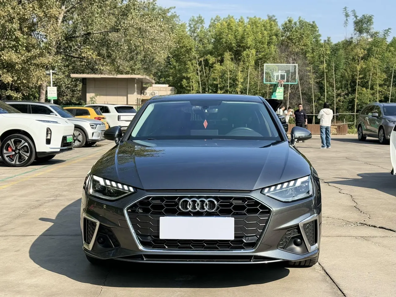 Audi 2020 A4L 2.0TFSI 35TFSI Fashion Dynamic Automatic 2