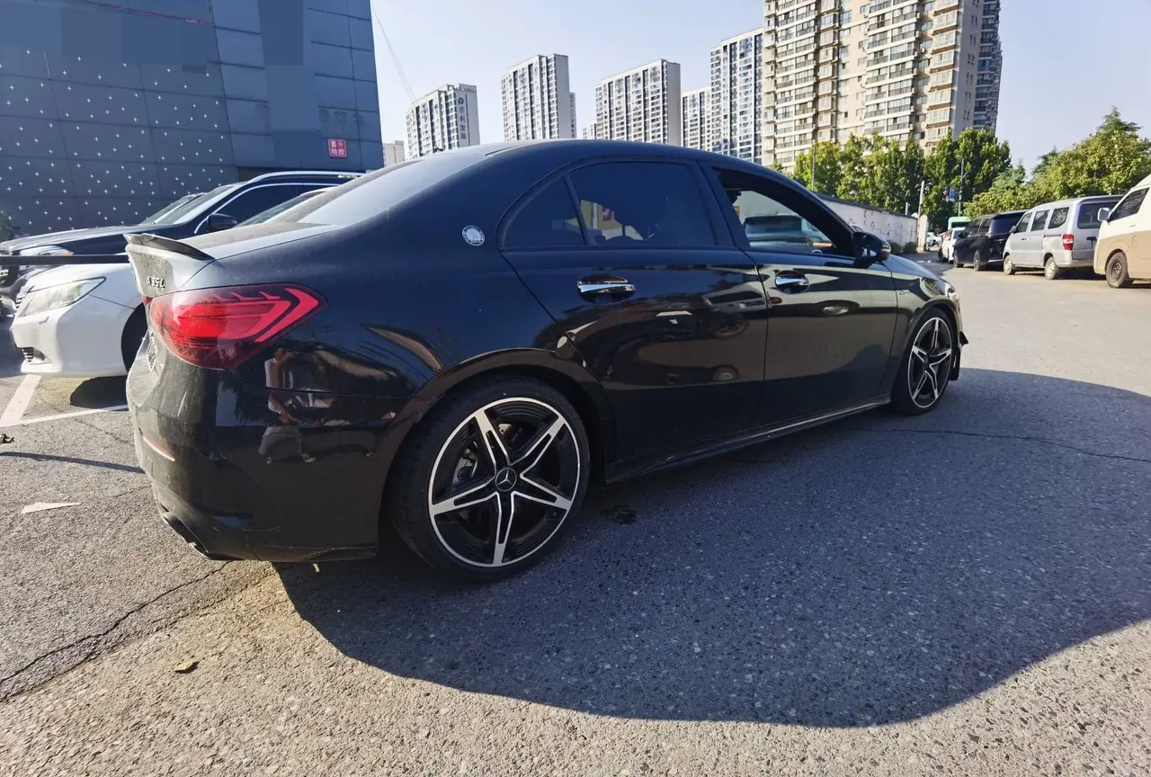 Mercedes Benz Class A AMG 2025 A 35 L AMG 4MATIC 48V 2.0T (modified) automatic gear 6