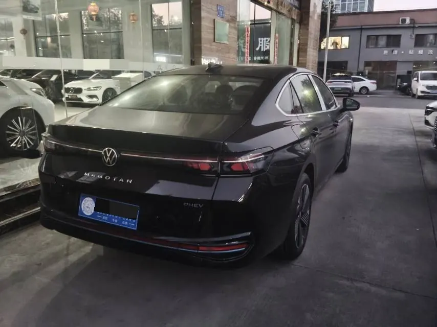 Volkswagen Magotan New Energy 2026 Magotan PHEV 1.5T PRO Automatic Gear 3