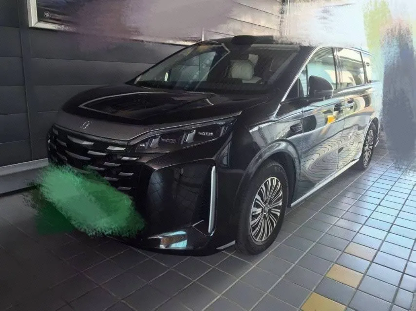 BYD 2026 Summer DM-i 1.5T CVT 218km Exceed Model Automatic - View 1