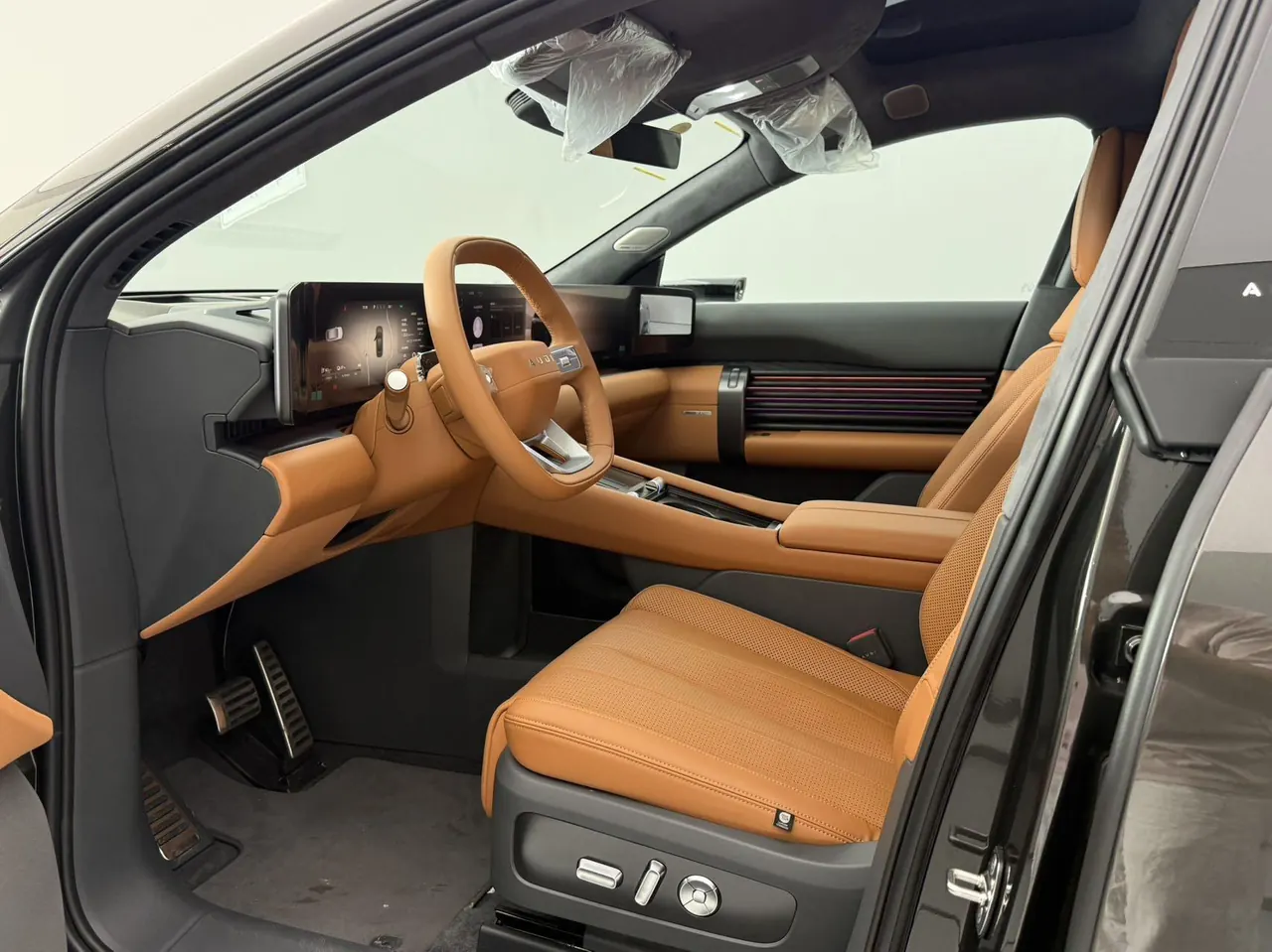 Audi 2026 E7X Pioneer Quattro Automatic 4