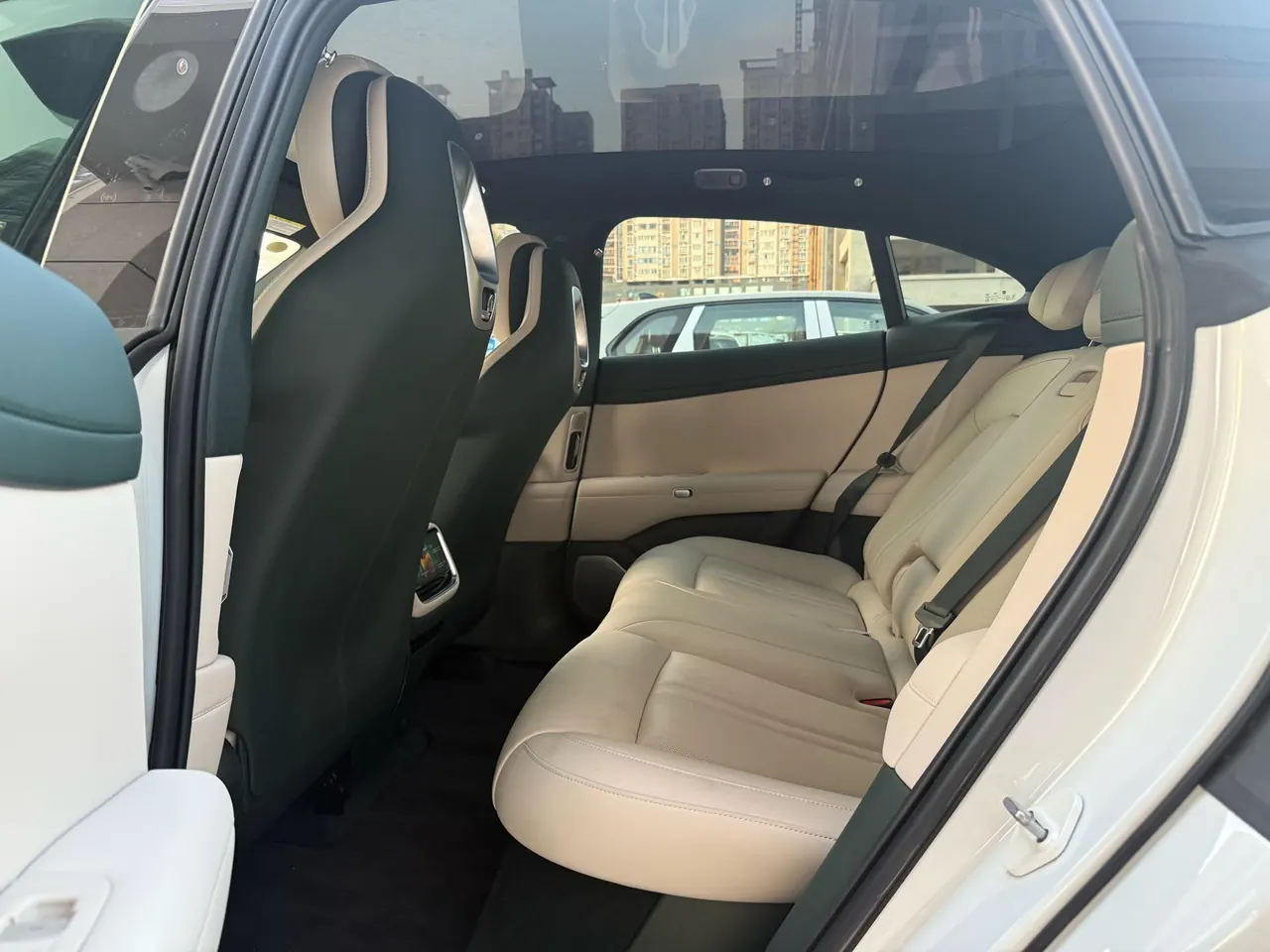 MI 2025 YU7 Long Endurance Rear Drive Automatic Gear 6