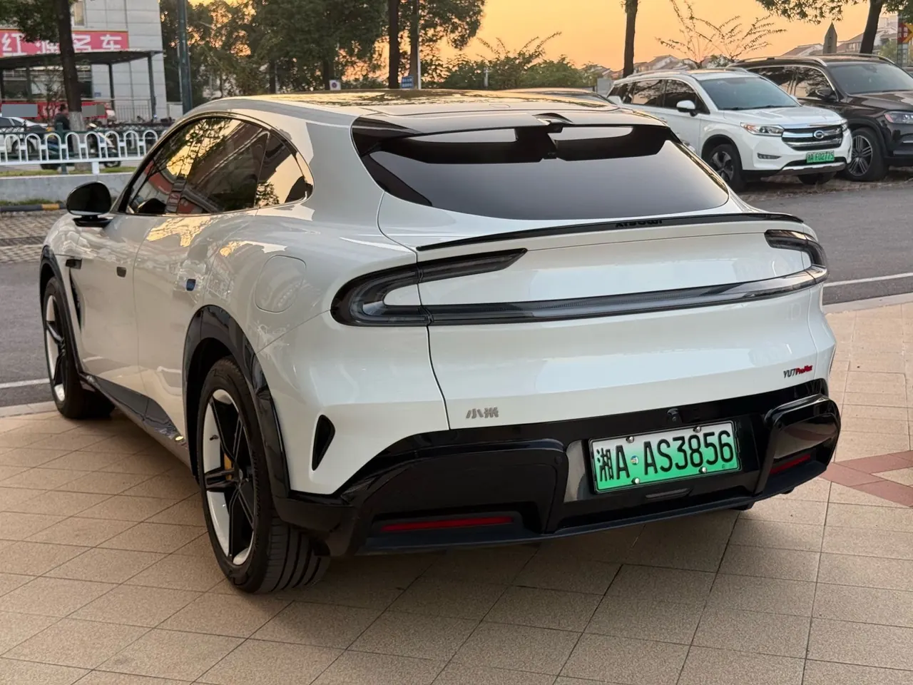 MI 2025 YU7 Long Endurance Rear Drive Automatic Gear 9