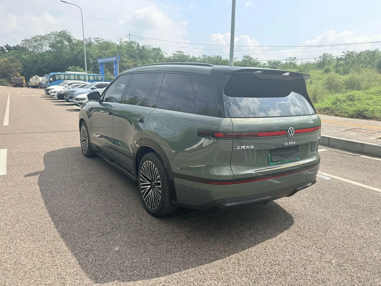 Volkswagen 2026 ID.ERA 9X Max 4-wheel drive automatic gear 7