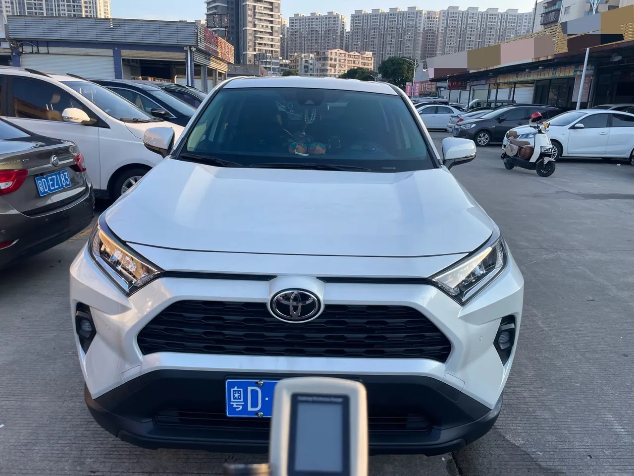 Toyota 2023 RAV4 Rongbo 2.0 Stepless Two-Drive City Edition Automatic Gear 2