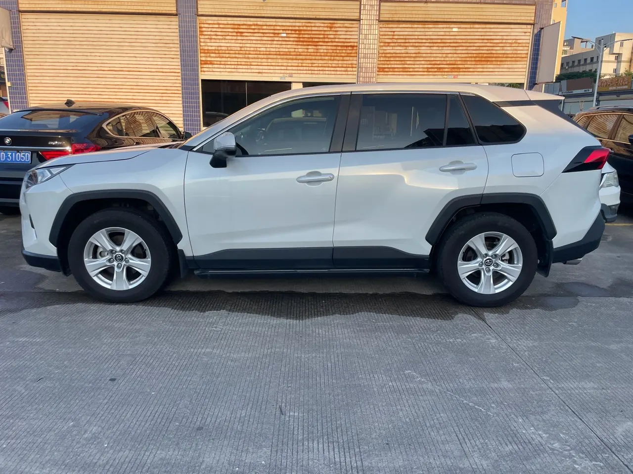 Toyota 2023 RAV4 Rongbo 2.0 Stepless Two-Drive City Edition Automatic Gear 3