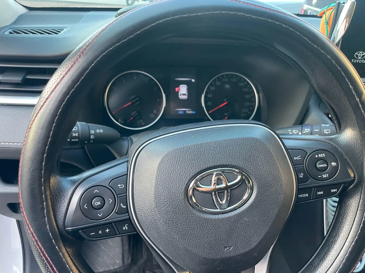 Toyota 2023 RAV4 Rongbo 2.0 Stepless Two-Drive City Edition Automatic Gear 8