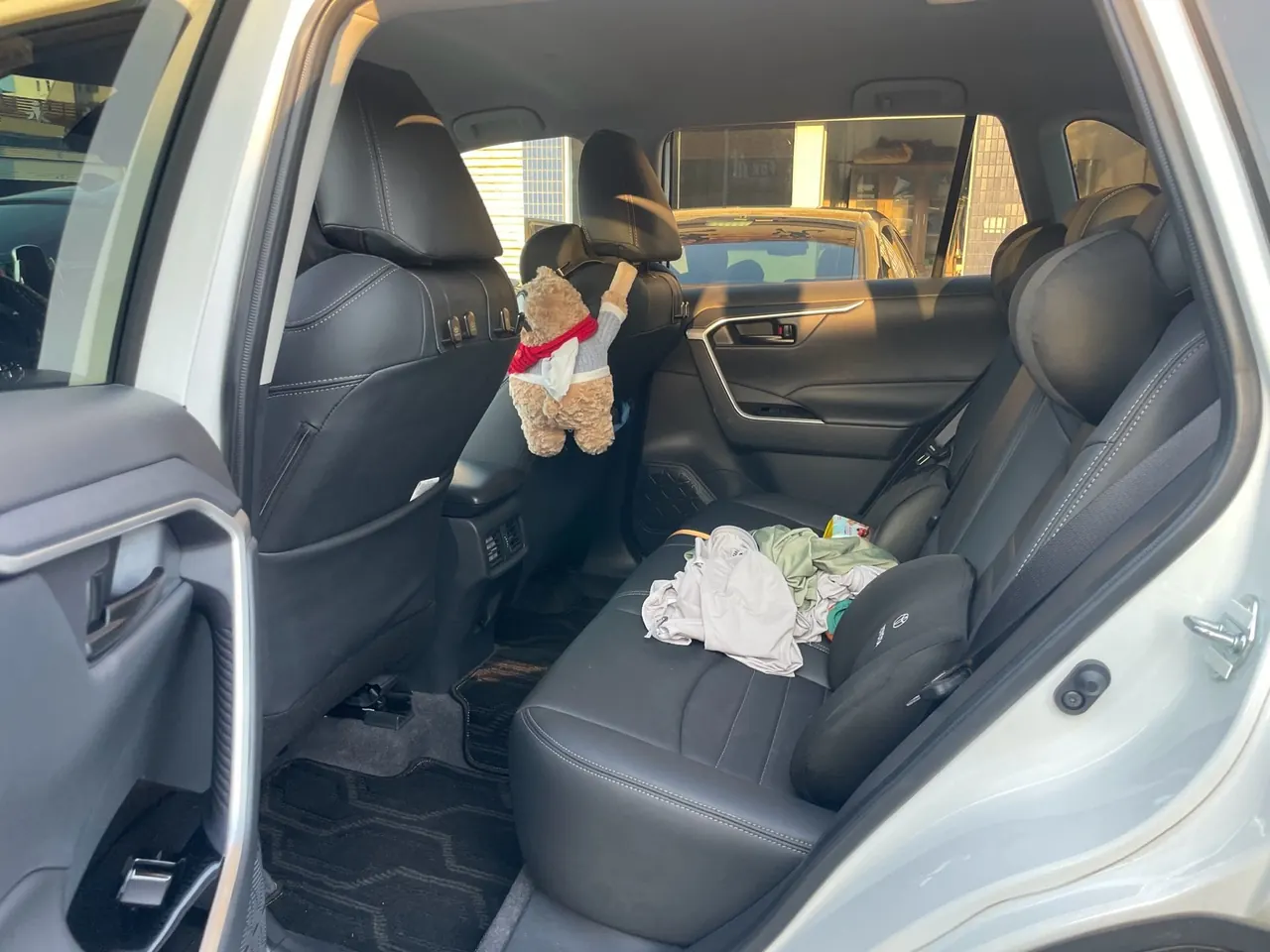 Toyota 2023 RAV4 Rongbo 2.0 Stepless Two-Drive City Edition Automatic Gear 9