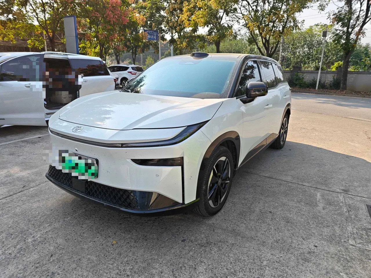 Toyota 2025 BZ3X 520 Pro Advanced Intelligent Driving Version Automatic Transmission - View 1