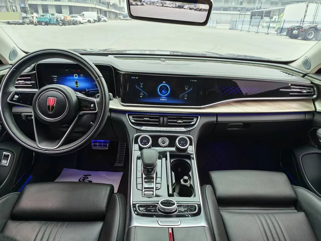 HongQi 2020 H9 2.0T Zhilian Qi Chang Edition Automatic Gear 6
