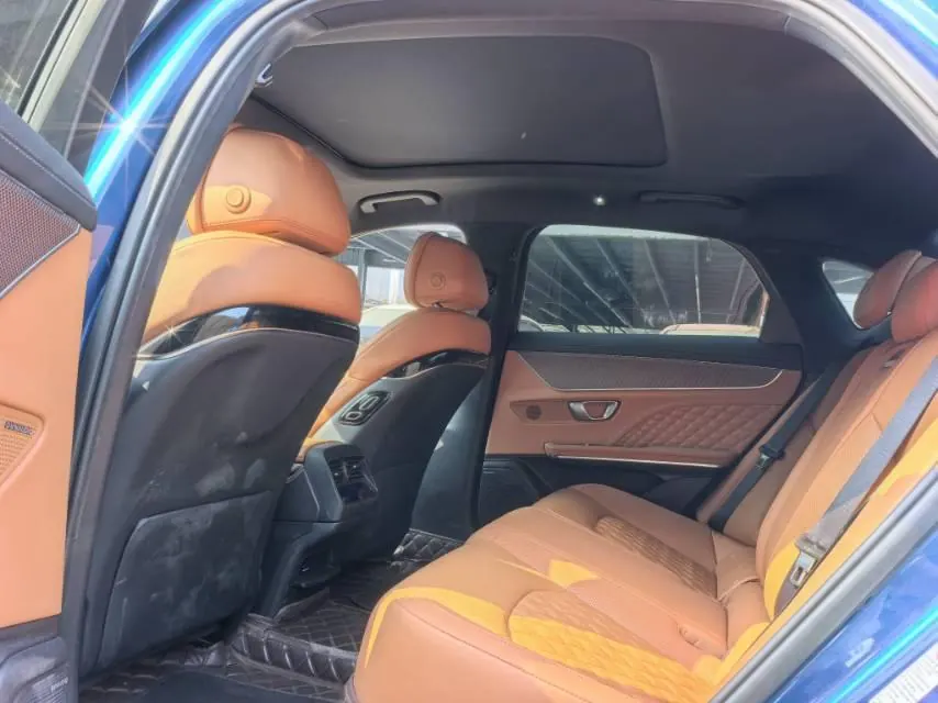 BYD 2020 Han four-wheel drive high-performance flagship automatic gear 5