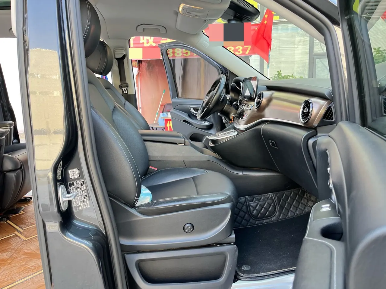 Mercedes Benz V 2020V 260 L 2.0T Deluxe Edition Automatic Gear 9