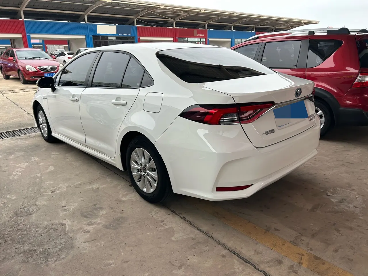 Toyota 2023 Corolla Double Engine 1.8 Stepless Intelligent Electric Hybrid Pioneer Edition Automatic Gear 5