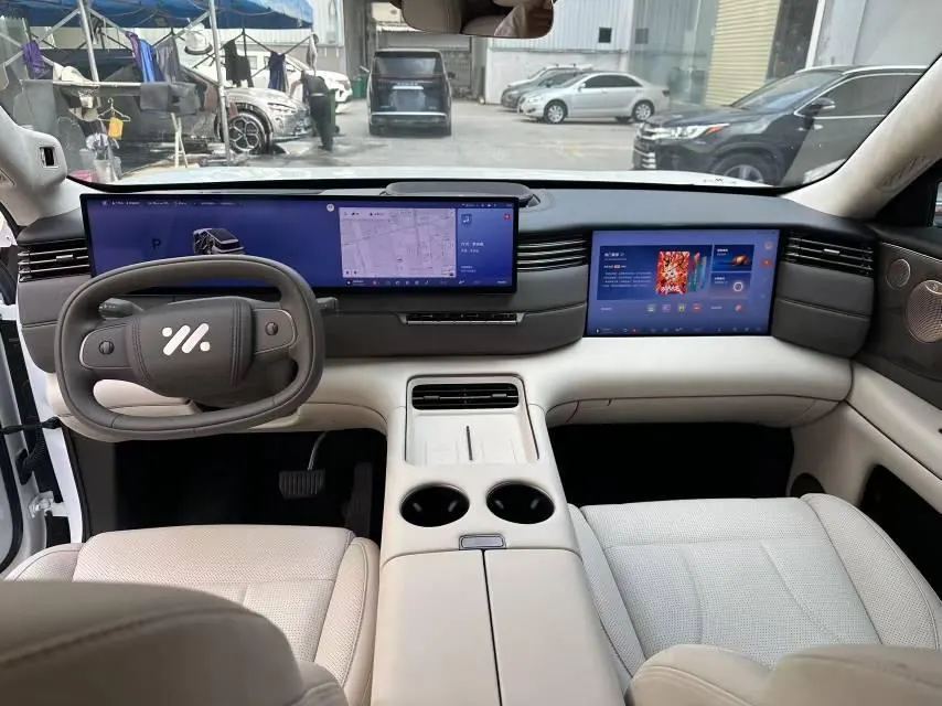 IM 2026 IM LS8 66 Ultra Technology Flagship Large Five-seater Automatic Transmission 4