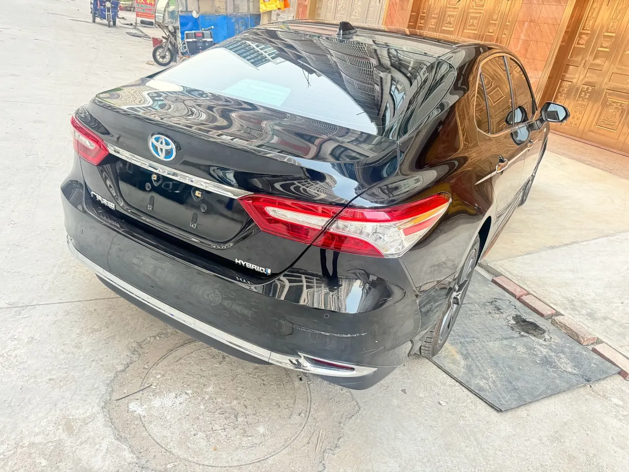 Toyota 2023 Camry Dual Engine 2.5HG Stepless Deluxe Automatic Gear 5