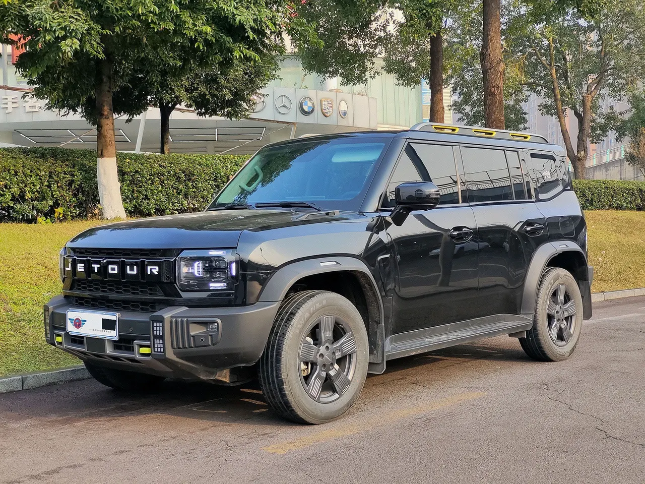 Open image lightbox: Jetour 2026 Traveler PLUS 2.0TD XWD Conquer 5-seater Automatic