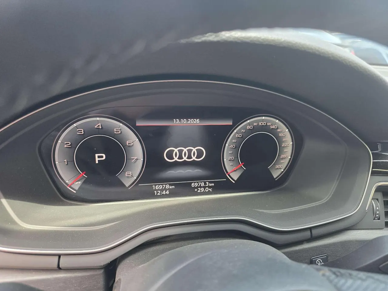 Audi 2024 A4L 2.0TFSI 40TFSI Deluxe Dynamic Automatic 5