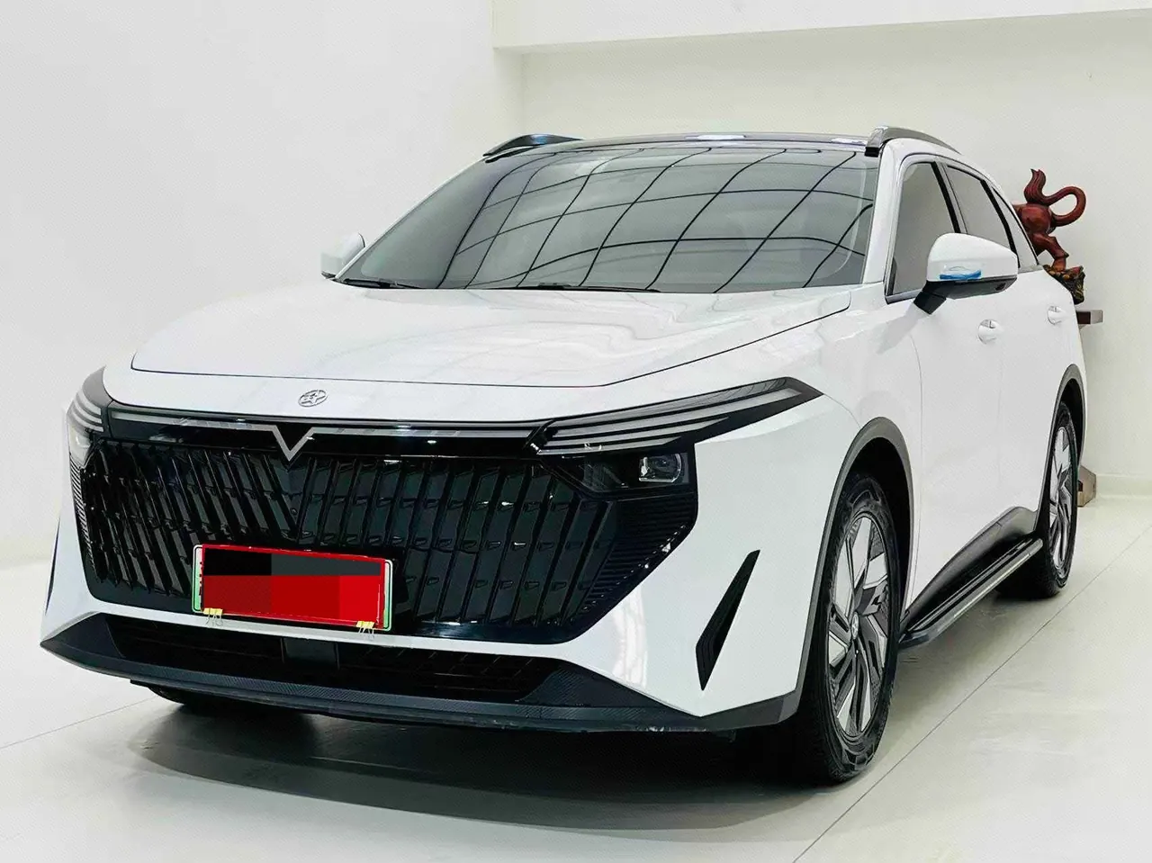 Venucia 2023 Large V DD-i Super Hybrid 1.5T Stepless 110km iE Edition Automatic Gear - View 1