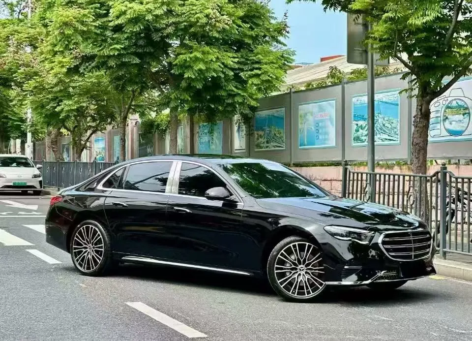 Mercedes Benz E Class 2025 E 300 L 48V 2.0T Honorable Automatic Gear 3