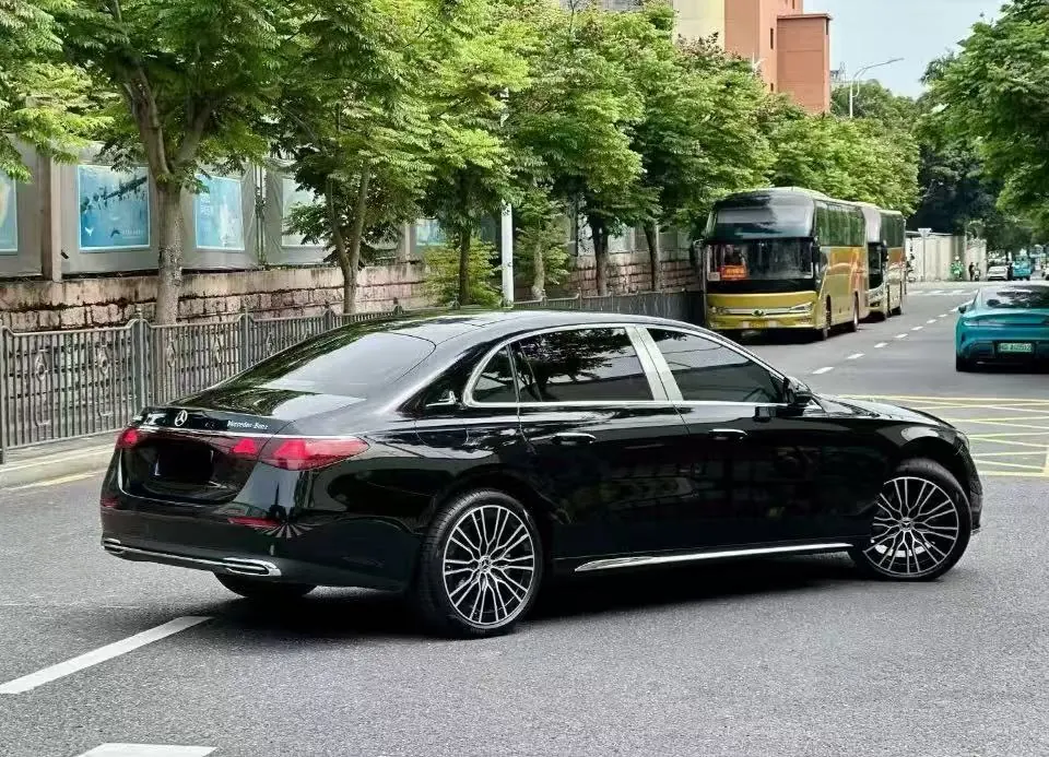 Mercedes Benz E Class 2025 E 300 L 48V 2.0T Honorable Automatic Gear 5