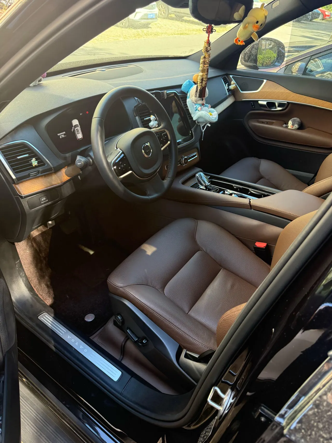 Volvo XC90 (Imported) 2024 XC90 48V 2.0T B5 Zhixing Deluxe Edition 5-seat Automatic Gear 6