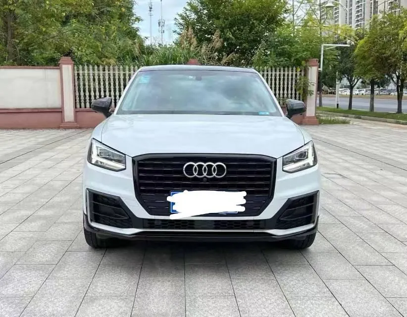 Audi 2020 Q2L 1.4TFSI 35TFSI Fashion Dynamic Automatic 2