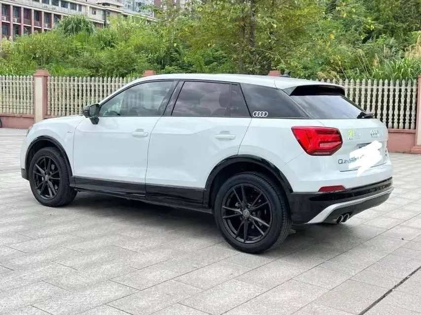 Audi 2020 Q2L 1.4TFSI 35TFSI Fashion Dynamic Automatic 5