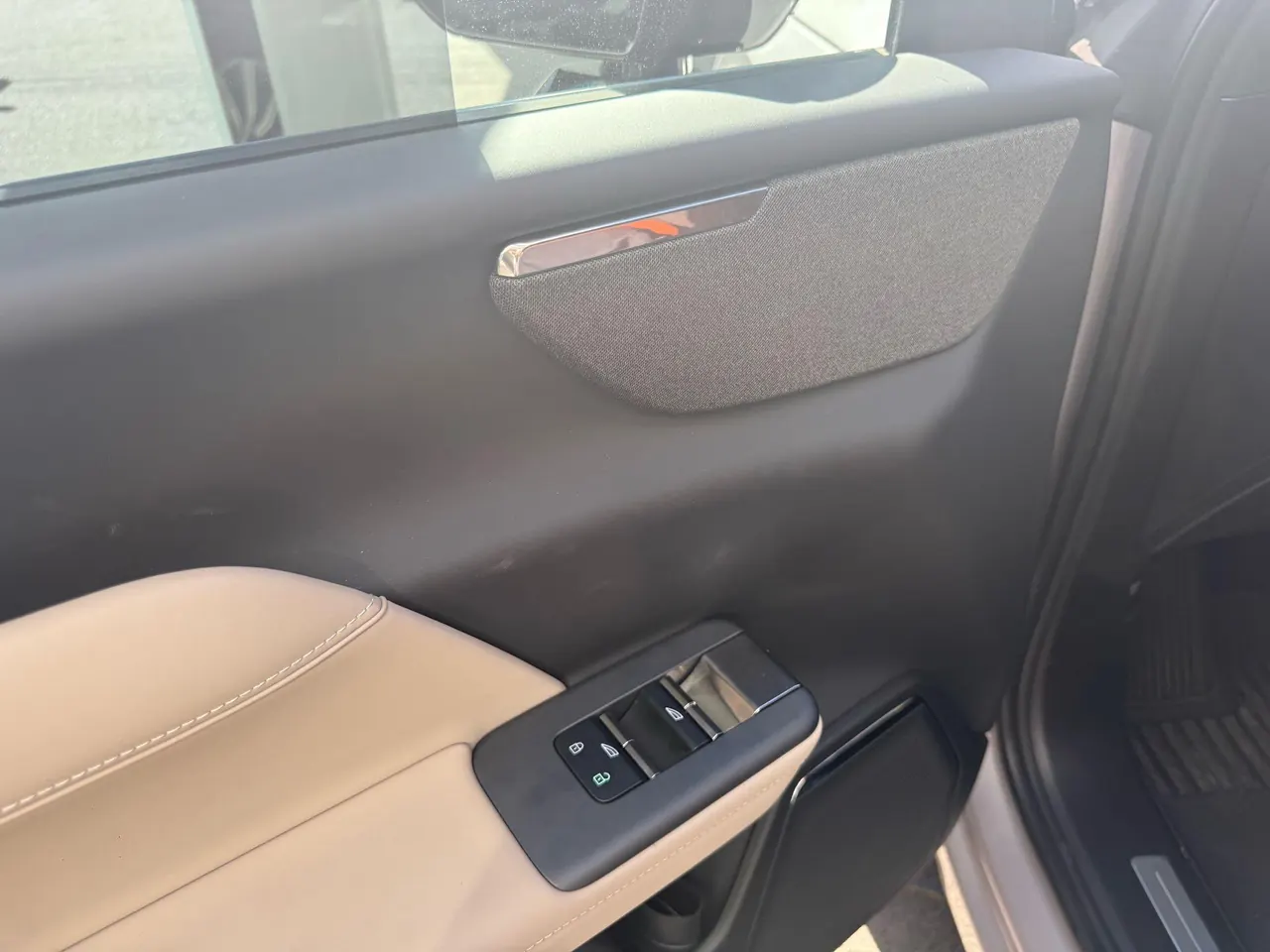 Volvo 2026 XC70 1.5T Two-Drive Long Endurance Core Automatic Gear 4