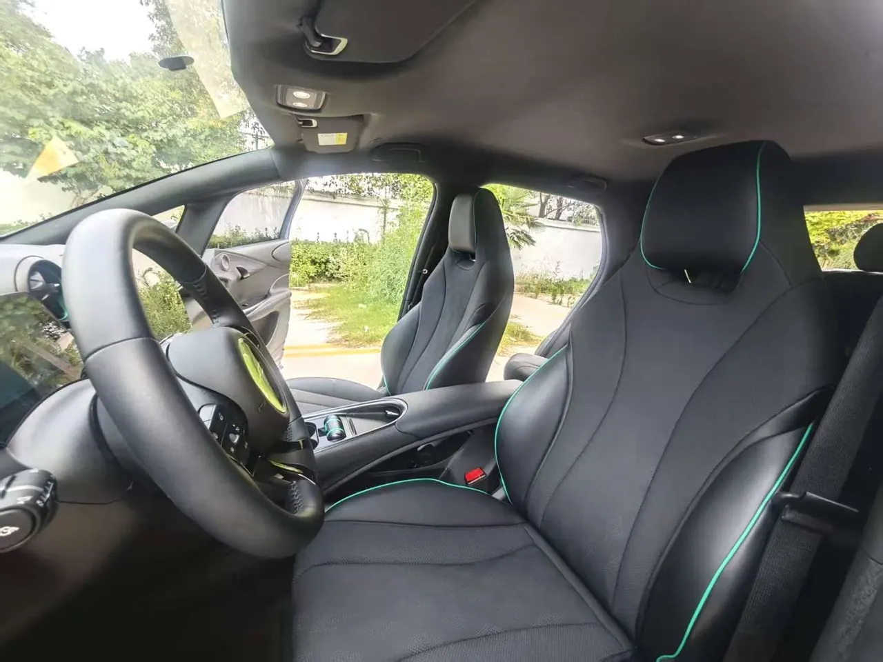 BYD 2025 Dolphin 420km Vital Edition Automatic Gear 10