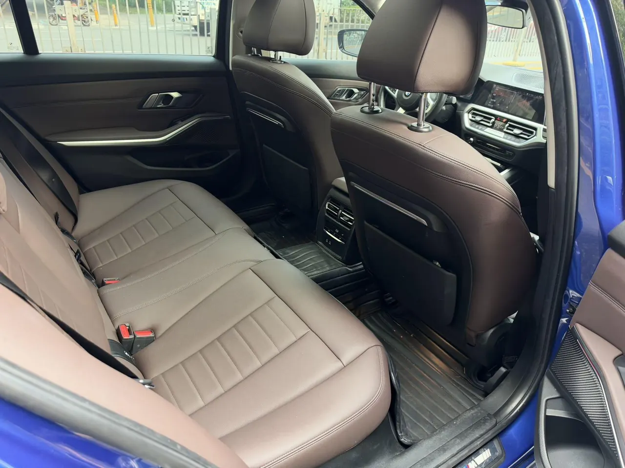 BMW 3 Series 2020 325i 2.0T M Sports Suit Automatic Gear 6