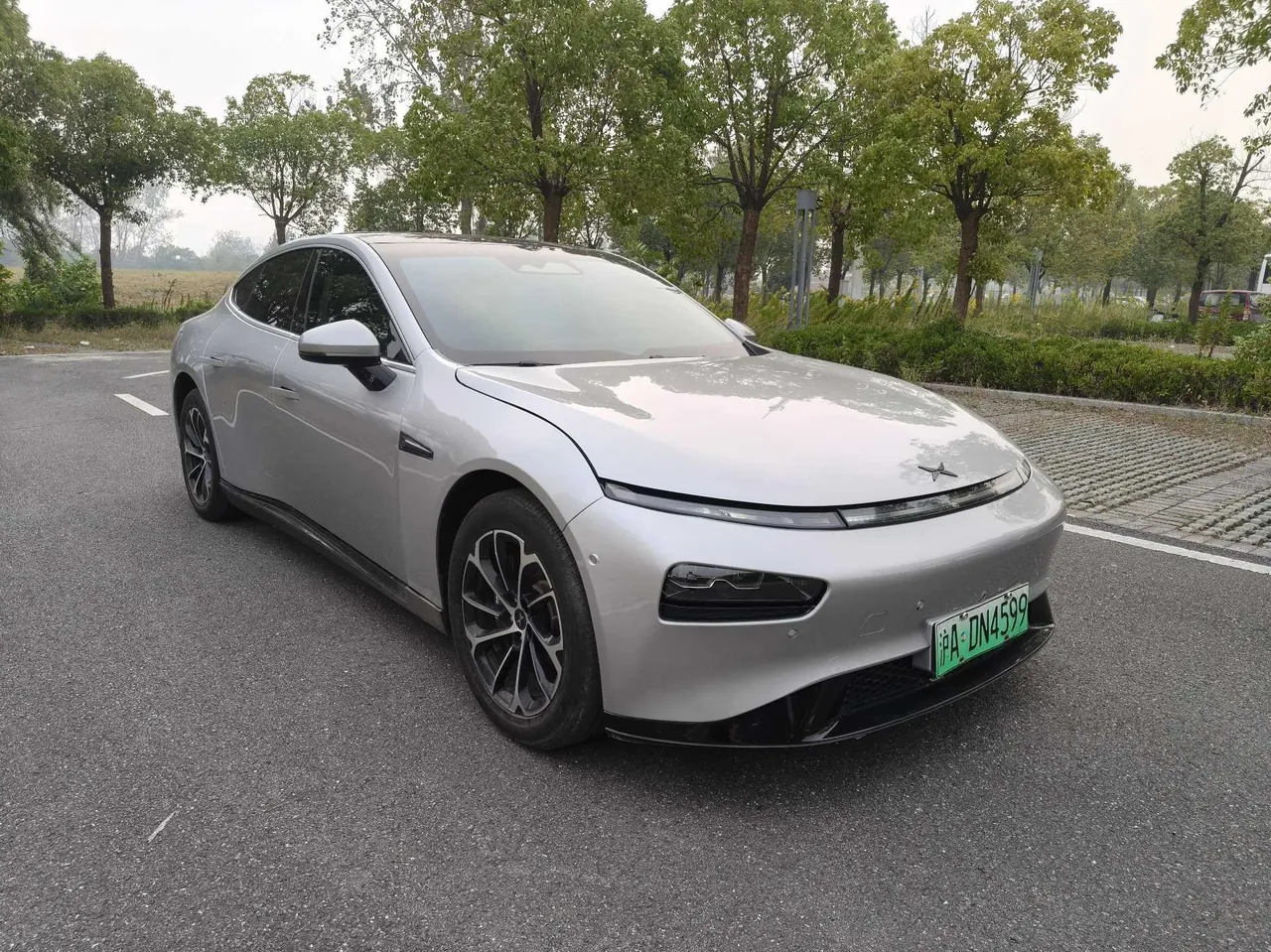 Xpeng 2020 P7 Rear Drive Long Endurance Smart Edition Automatic Gear 3