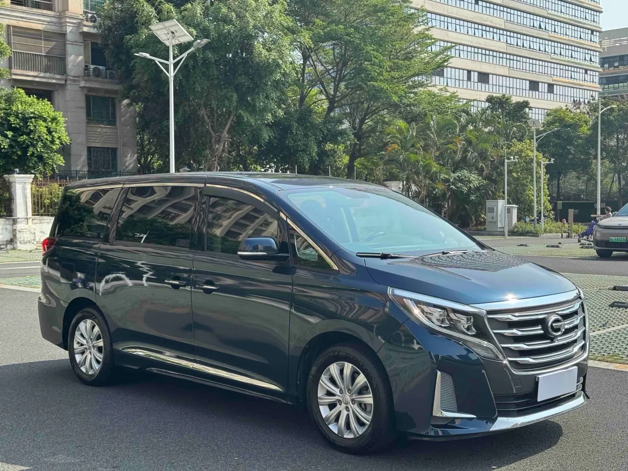 Chuanqi 2020 GM8 2.0T 390T Pilot Premium Edition Automatic Gear 3